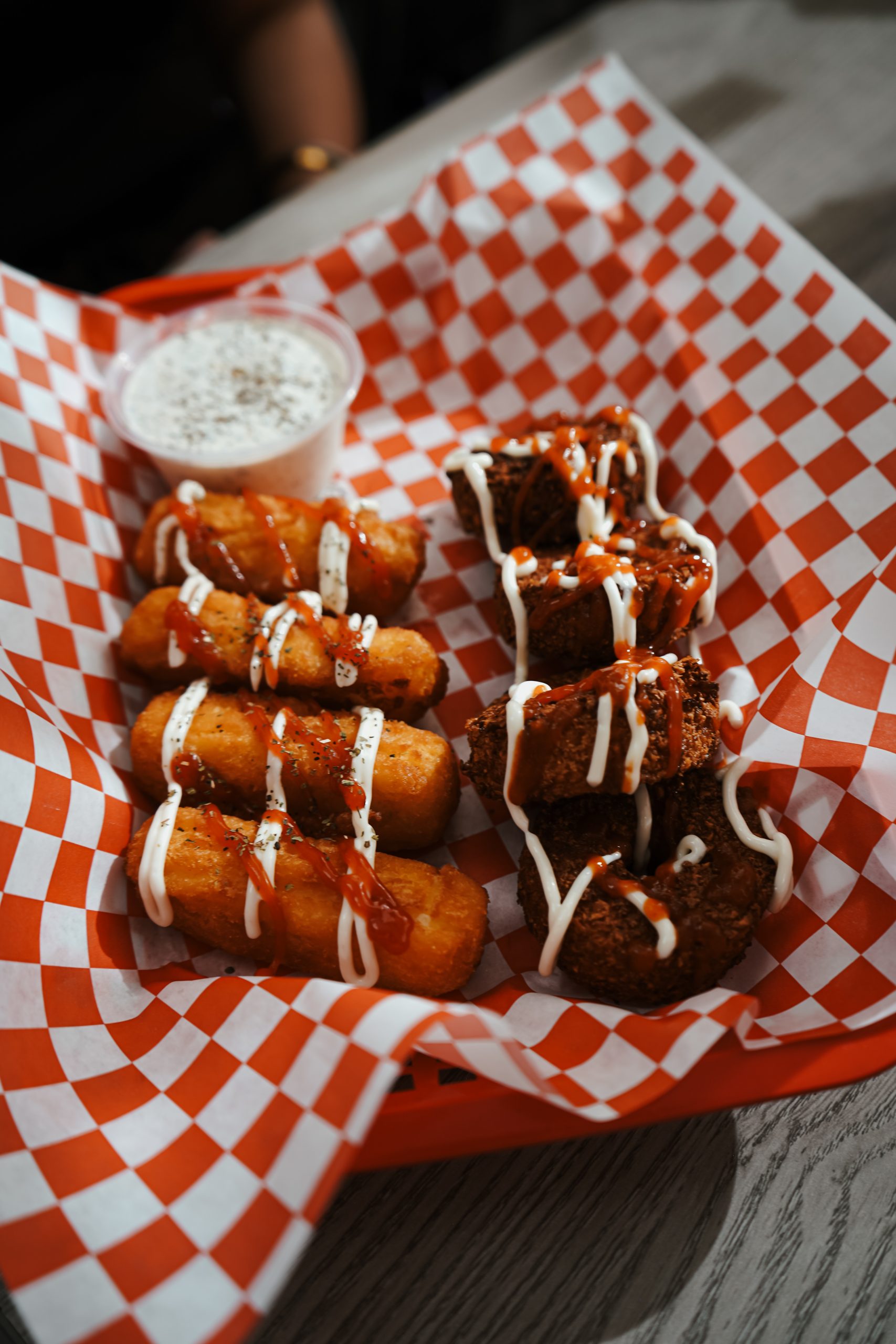 felafel-and-mozzarella-sticks